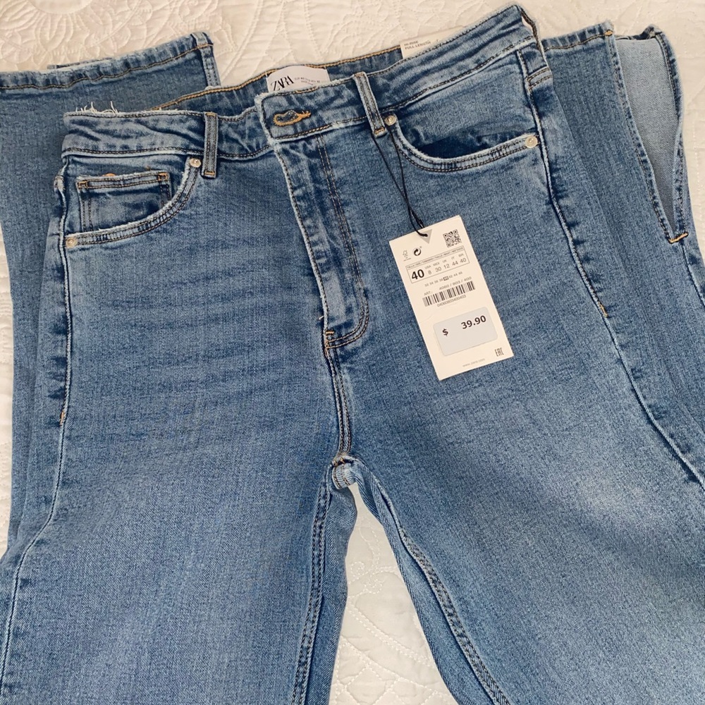 High Waisted Jeans